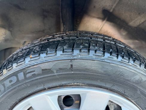 Used 2007 Toyota Yaris 2-Door Hatchback image 10