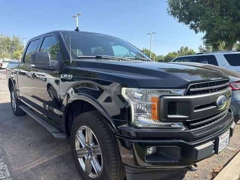 Used 2018 Ford F150 XLT w/ Equipment Group 302A Luxury AWD/4WD image 4