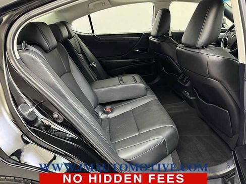 Used 2024 Lexus ES 350 w/ Premium Package image 18
