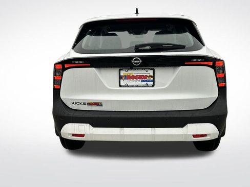 New 2026 Nissan Kicks S image 4
