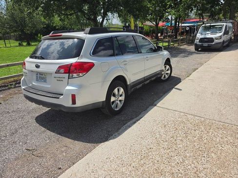 Used 2012 Subaru Outback 3.6R Limited AWD/4WD image 12