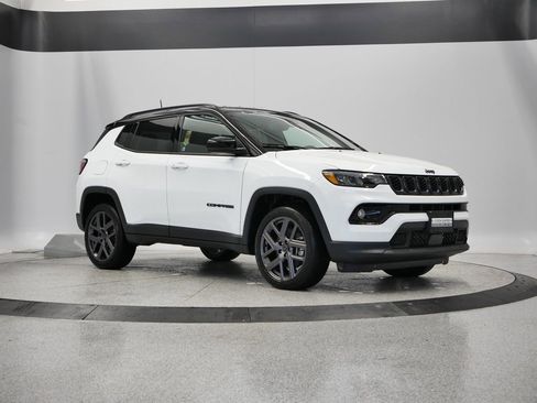 New 2026 Jeep Compass Limited image 10
