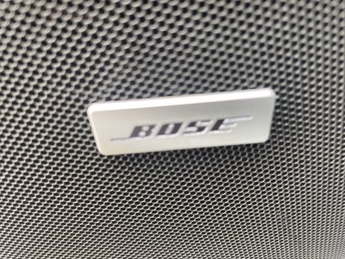 Used 2024 Chevrolet Tahoe Premier AWD/4WD image 15