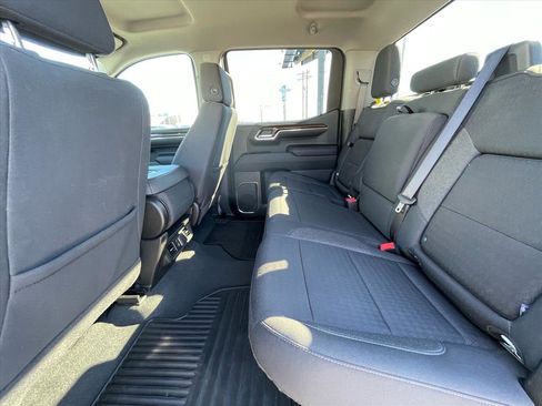 Used 2024 GMC Sierra 1500 Elevation image 18