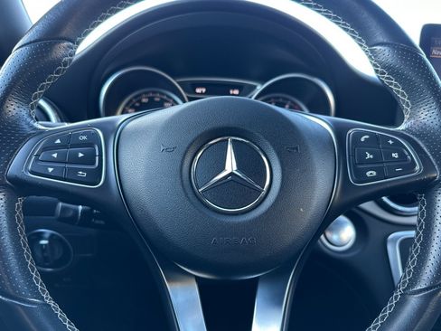 Used 2018 Mercedes-Benz CLA 250 image 35