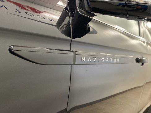 New 2026 Lincoln Navigator Black Label image 18