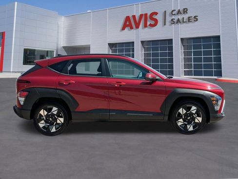 Used 2025 Hyundai Kona SEL FWD image 5