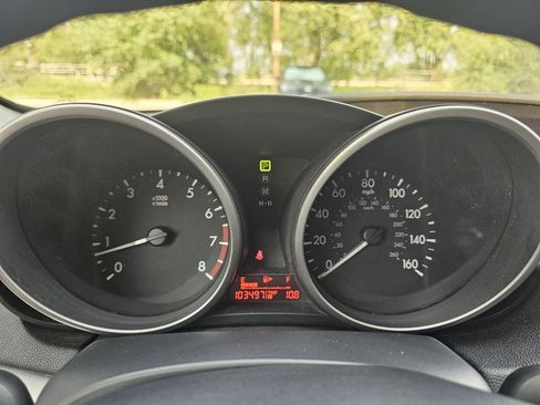 Used 2010 MAZDA MAZDA3 i Touring FWD image 16