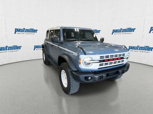 Certified 2023 Ford Bronco Heritage Edition AWD/4WD image 3
