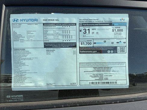 New 2025 Hyundai Venue SEL image 13