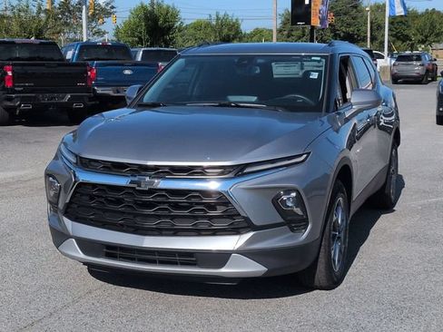 Used 2023 Chevrolet Blazer LT w/ Convenience Package FWD image 7
