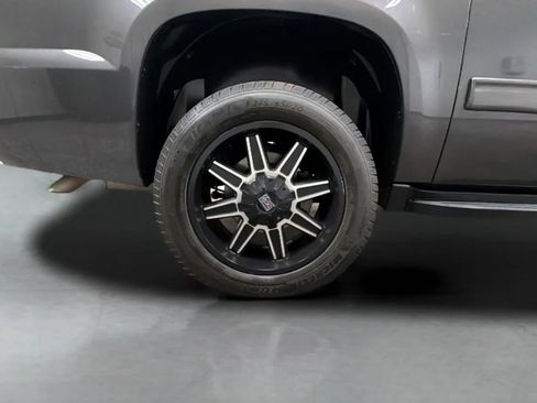 Used 2011 Chevrolet Avalanche LT w/ Regional Value Package RWD image 24