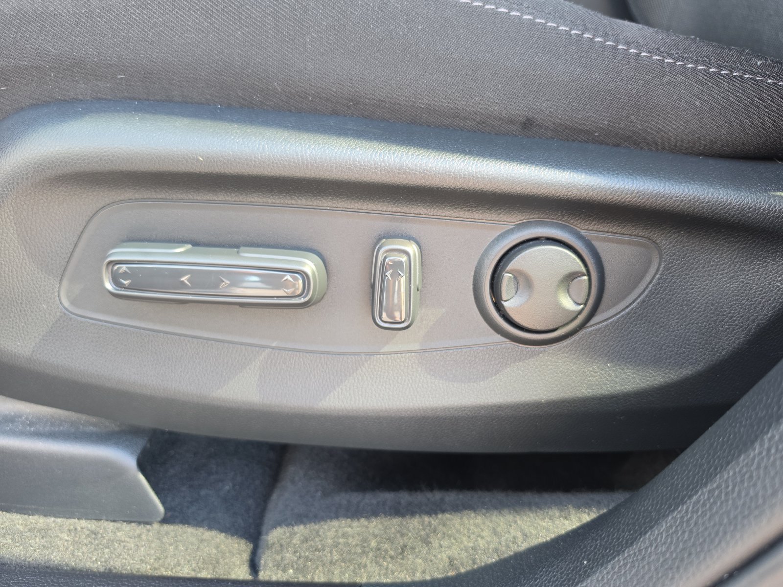 Used 2024 Honda CR-V EX image 15