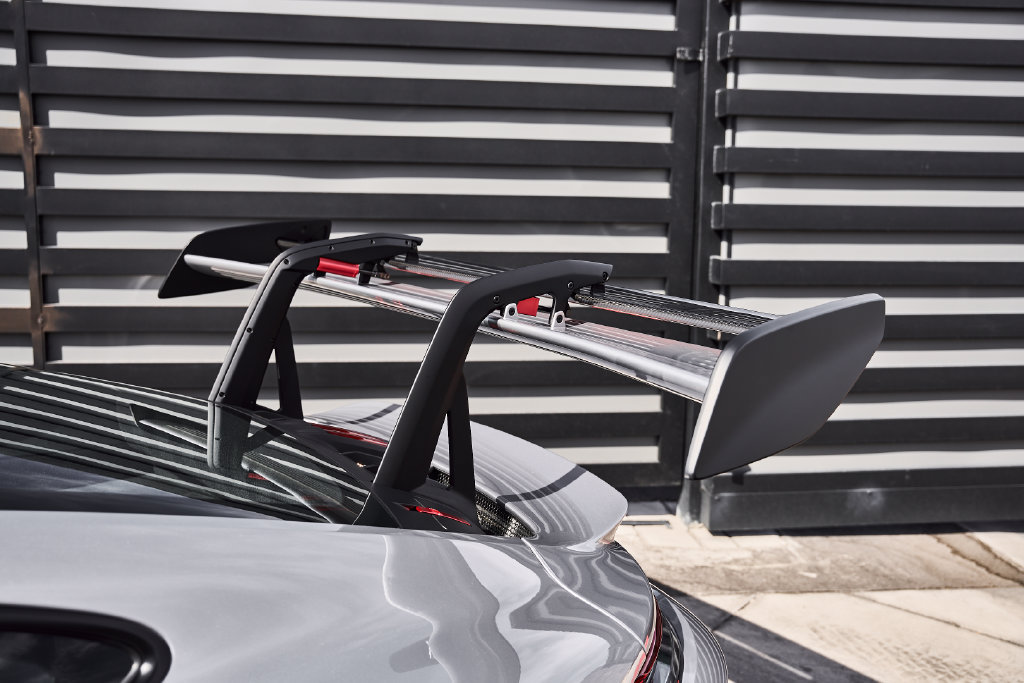 Used 2024 Porsche 911 GT3 RS RWD image 9