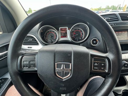 Used 2016 Dodge Journey SXT w/ Comfort/Convenience Group image 17