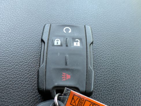 Used 2021 Chevrolet Colorado LT w/ LT Convenience Package image 30