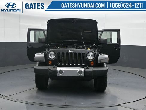 Used 2009 Jeep Wrangler Unlimited Sahara AWD/4WD image 50