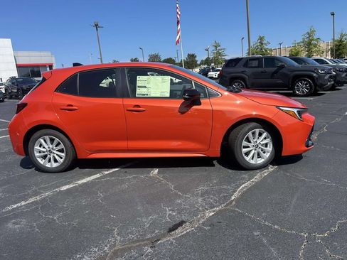 New 2026 Toyota Corolla SE FWD image 2