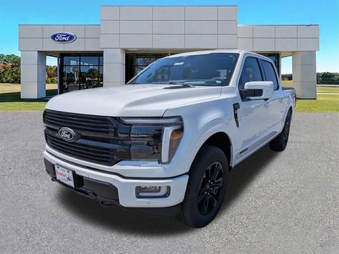 Certified 2025 Ford F150 Platinum w/ Equipment Group 702A High AWD/4WD image 4