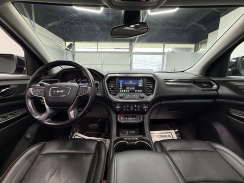 Used 2021 GMC Acadia AT4 image 15