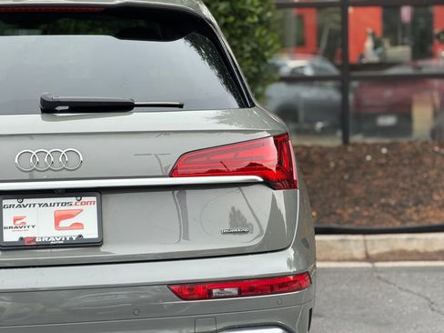 Used 2023 Audi Q5 2.0T Premium w/ Convenience Package AWD/4WD image 16
