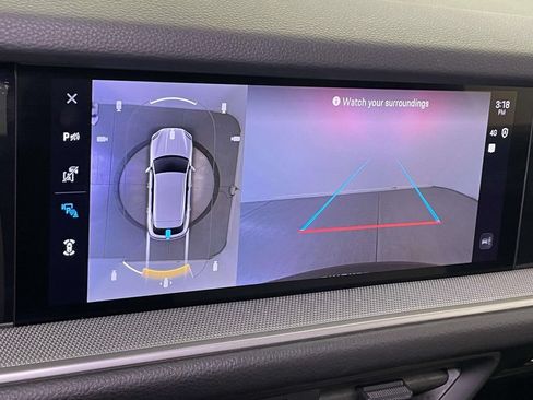 Certified 2025 Porsche Cayenne AWD/4WD image 30