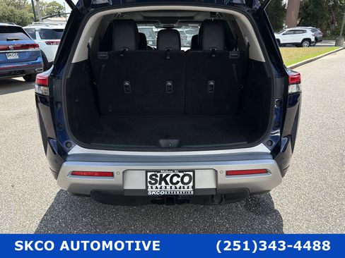 Used 2023 Nissan Pathfinder SL w/ SL Premium Package FWD image 21
