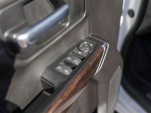 Used 2021 GMC Sierra 1500 Elevation image 24