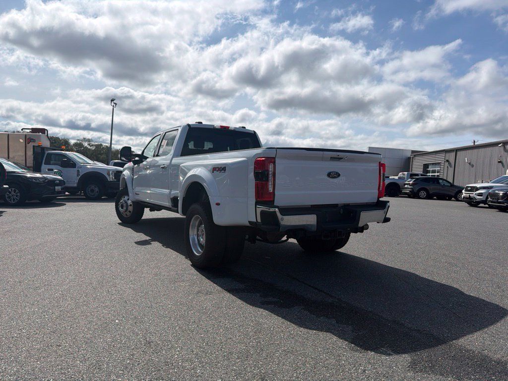 Used 2023 Ford F450 Lariat w/ Tow Technology Package AWD/4WD image 6