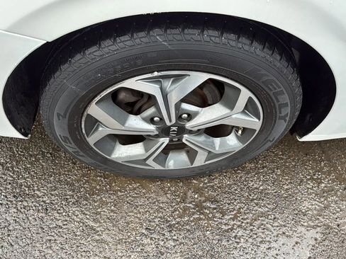 Used 2021 Kia Forte LXS image 36