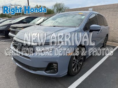 Used 2025 Honda Odyssey Elite