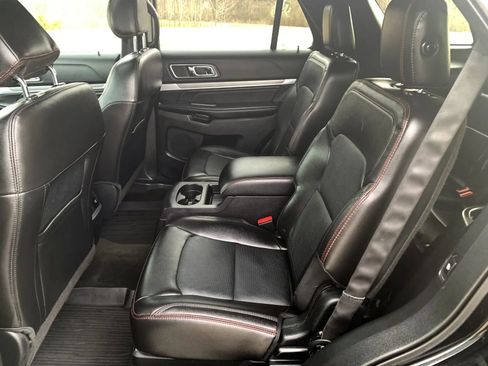 Used 2017 Ford Explorer Sport w/ Equipment Group 401A image 31