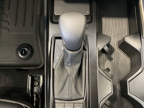 New 2026 Toyota Camry SE image 22