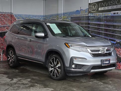 Used 2022 Honda Pilot Touring image 1