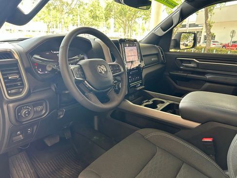 Used 2025 RAM 1500 Big Horn AWD/4WD image 6