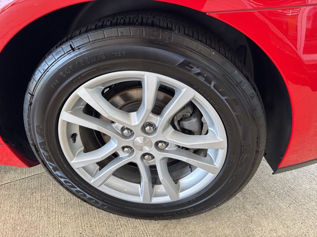 Used 2015 Chevrolet Camaro LS RWD image 32