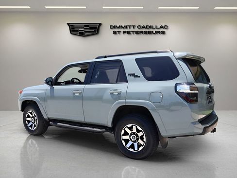 Used 2023 Toyota 4Runner TRD Off-Road Premium w/ Moonroof Package AWD/4WD image 3