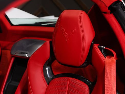 Used 2024 Chevrolet Corvette Stingray Premium Conv w/ Z51 Performance Package image 31