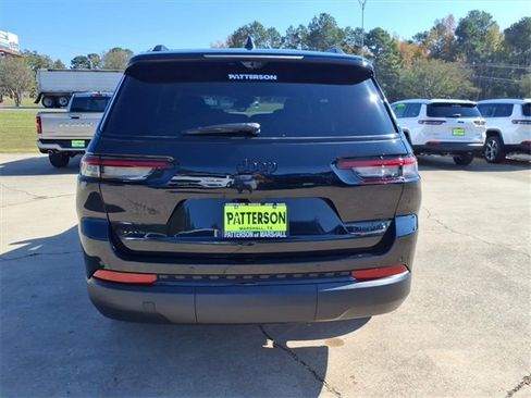 New 2025 Jeep Grand Cherokee L Limited w/ Luxury Tech Group II image 3