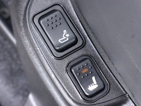 Used 2018 FIAT 500L Lounge image 32