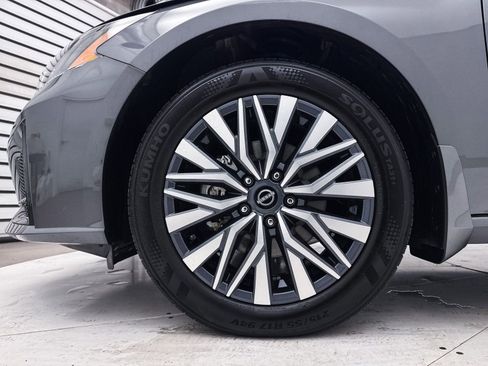 Used 2024 Nissan Altima 2.5 SV w/ SV Premium Package image 14