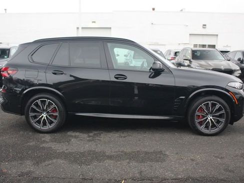 Used 2025 BMW X5 M60i image 11