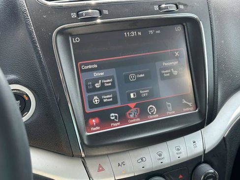 Used 2019 Dodge Journey GT w/ Driver Convenience Group image 31