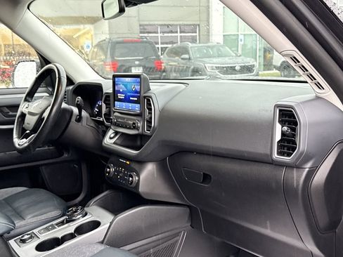 Used 2021 Ford Bronco Sport Outer Banks w/ Outer Banks Package (96D) image 20