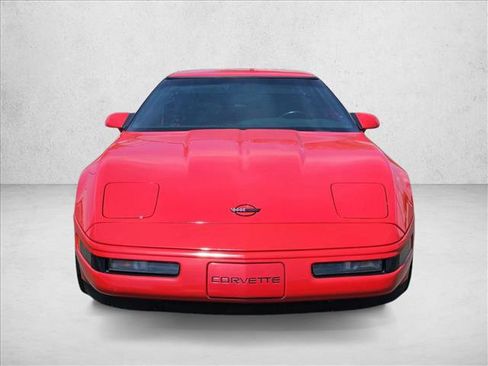 Used 1992 Chevrolet Corvette Coupe RWD image 3
