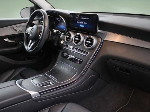 Used 2022 Mercedes-Benz GLC 300 image 22