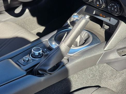 Used 2022 MAZDA MX-5 Miata Sport image 17