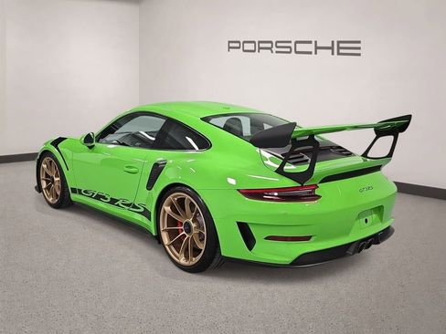 Used 2019 Porsche 911 GT3 RS RWD image 3