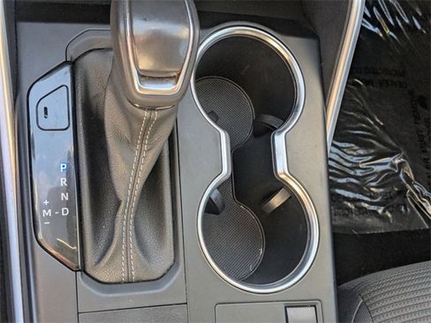 Used 2023 Toyota Highlander LE image 21