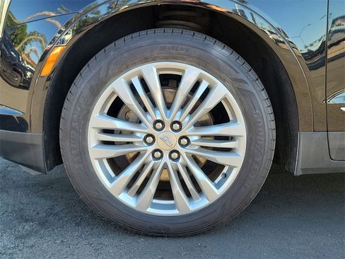 Used 2018 Cadillac XT5 Premium Luxury image 33